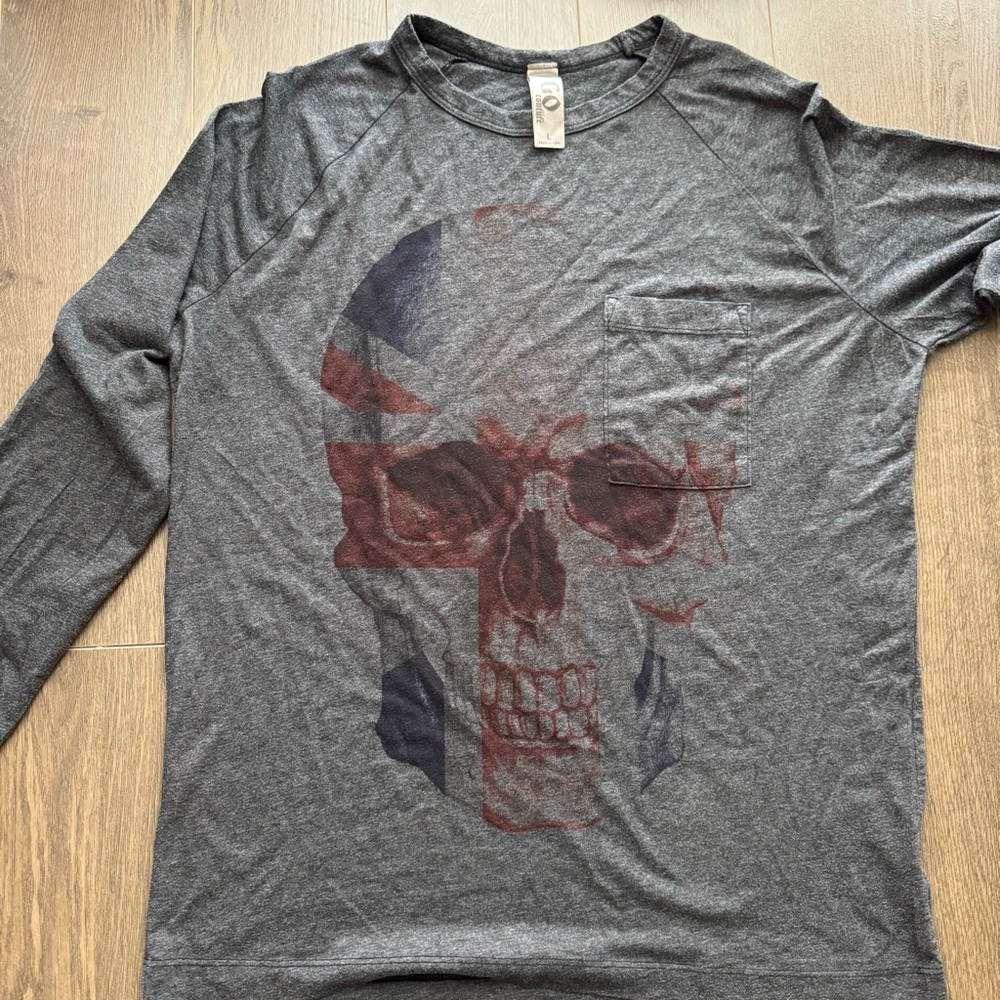 Go Couture Charcoal Skull Graphic Long Sleeve Tee